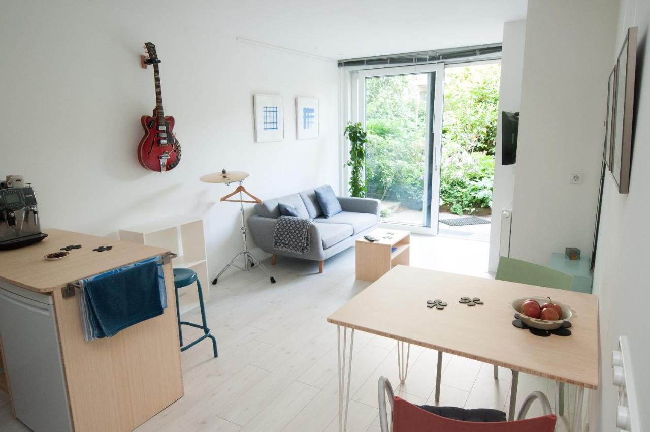Bed and Breakfast M&M Bed&Bubbles Amsterdam Exterior foto